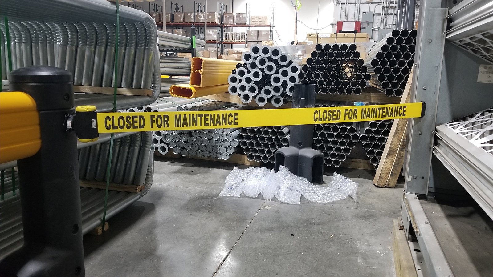 Magnetic Mount Barriers – Where To Buy Banner Stakes Products: Northern Safety & Industrial